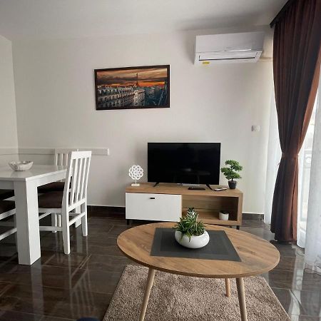 Apartmani Zivkovic Srebrno Jezero Veliko Gradište Buitenkant foto