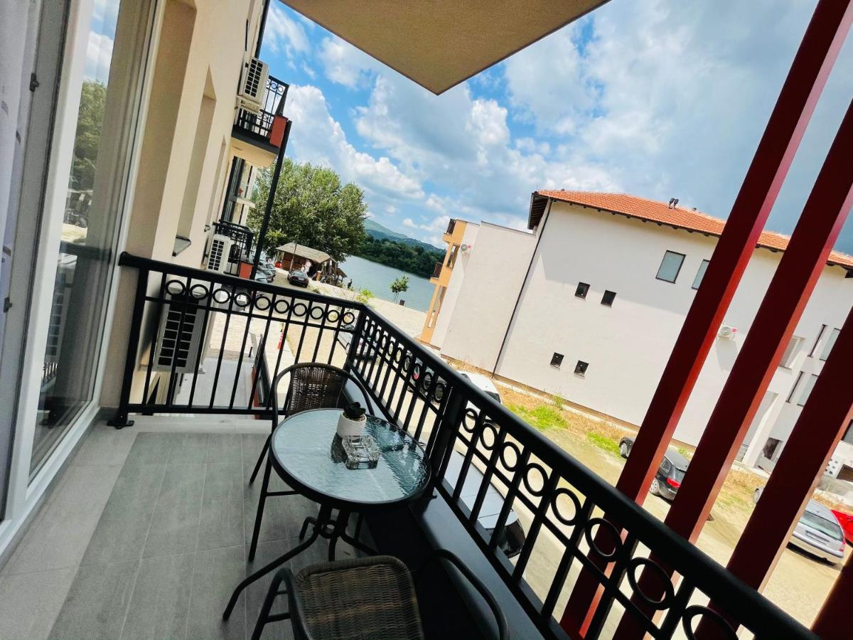 Apartmani Zivkovic Srebrno Jezero Veliko Gradište Buitenkant foto
