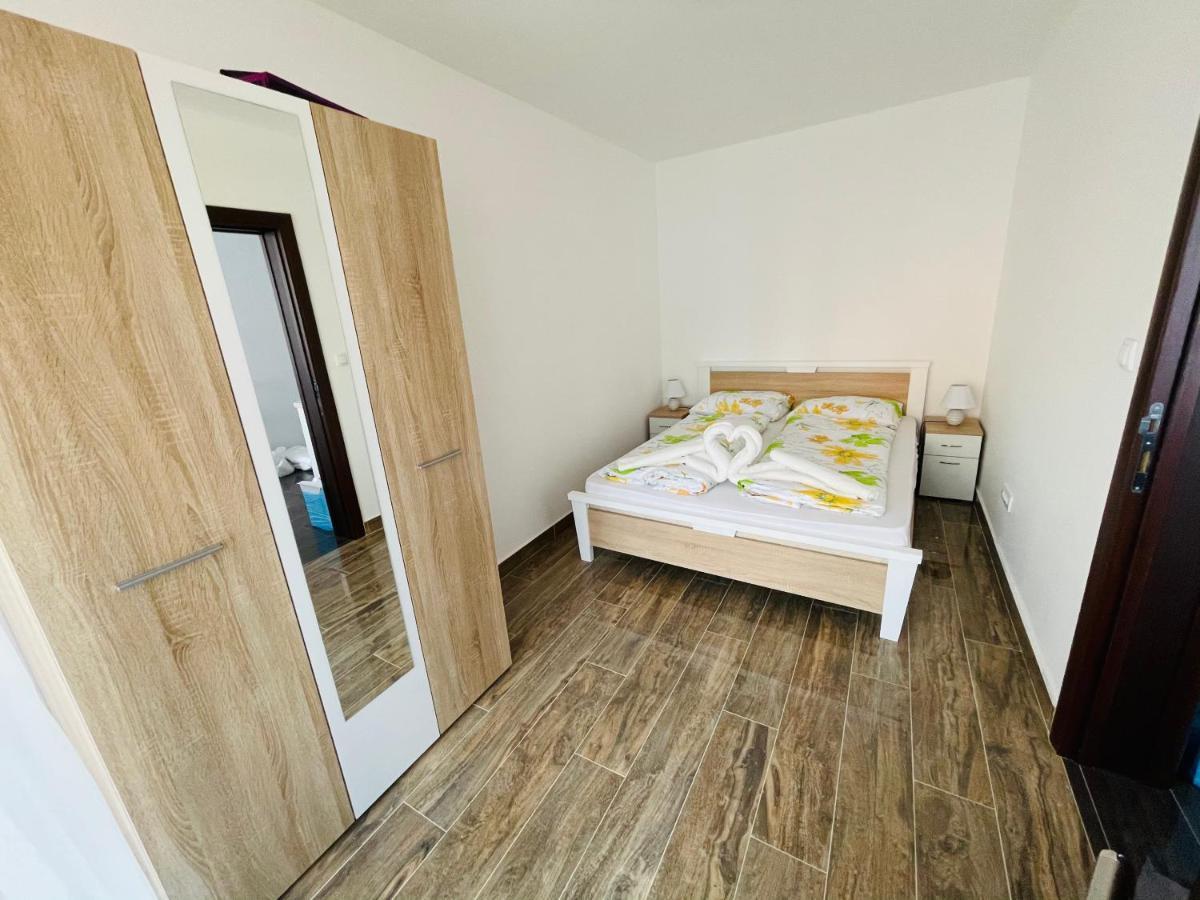 Apartmani Zivkovic Srebrno Jezero Veliko Gradište Buitenkant foto