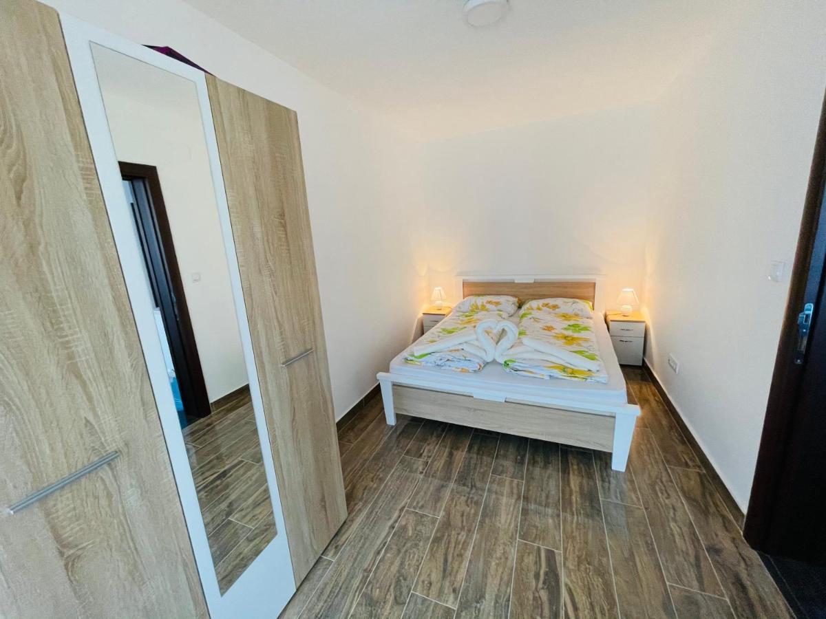 Apartmani Zivkovic Srebrno Jezero Veliko Gradište Buitenkant foto